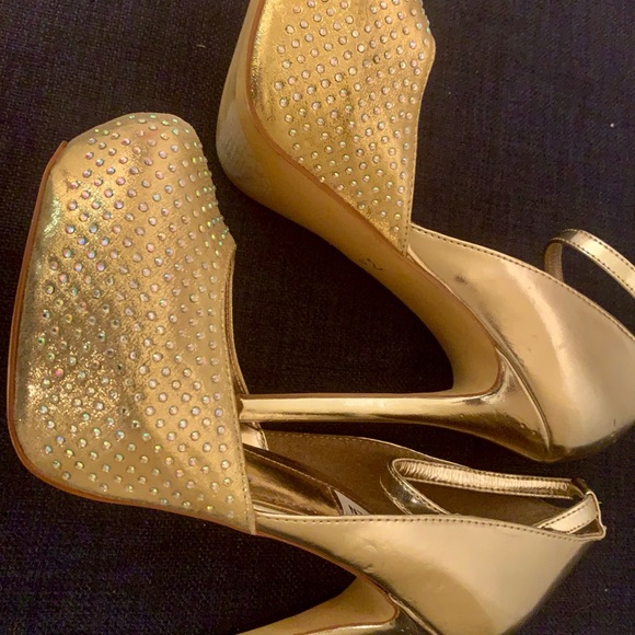 SteveMadden Gold Rhinestone Heels - Picture 8 of 8